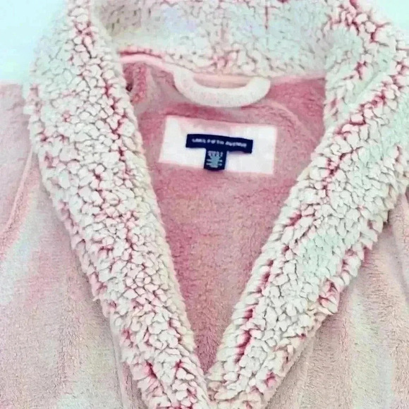 Saks Fifth Avenue Faux Fur Trim Robe in Pink Size Medium - Picture 7 of 10